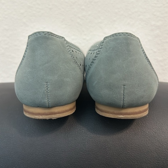 WHITE MT. LINDA SUEDE BALLET FLAT GUC SZ 5.5M CAREER EVERYDAY VERSATILE - Picture 5 of 9